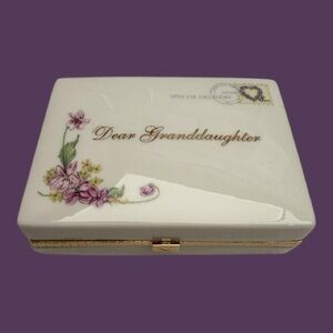 Vintage Ardleigh Elliott Dear Granddaughter Porcelain Music Box 2005